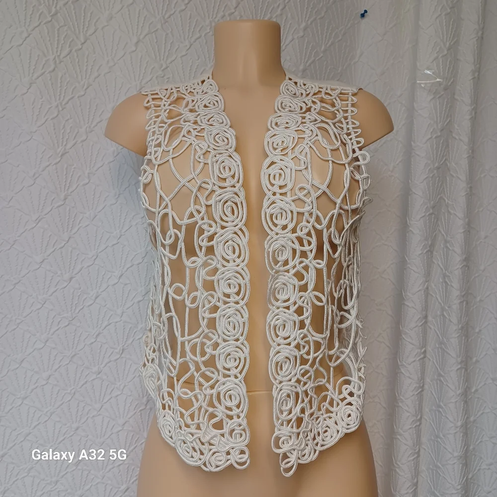 Ravel Women Vest White and Black Textured Fabric Size M - Picture 3 of 16